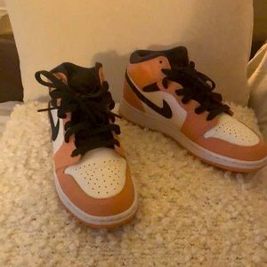 Nike sneakers, Rose Quartz